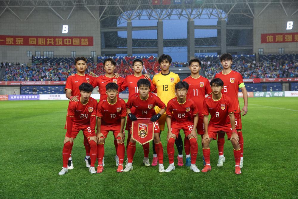 与东